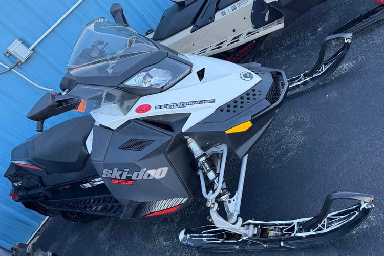 2013 Ski-doo GSX 600 E-TEC W/Tunnel Bag 4429 miles