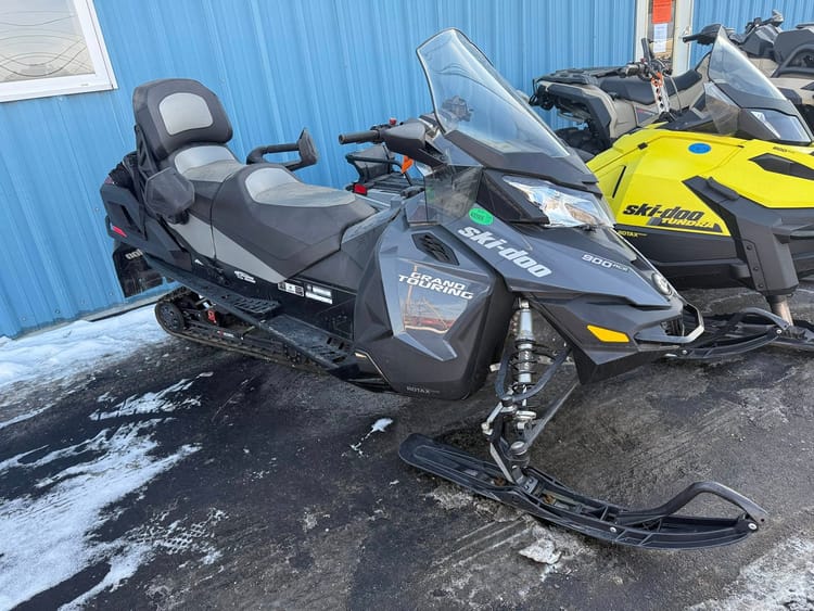 2016 SKI-DOO GRAND TOURING 900 ACE 5652 MILES